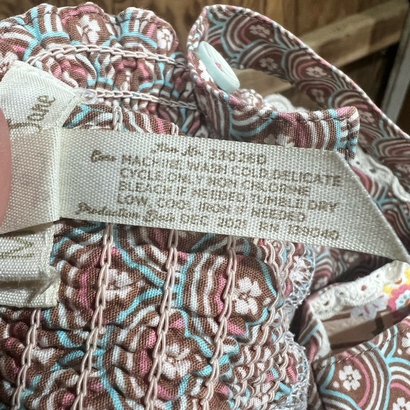 Matilda Jane Arabella Rainbow Print Dress Crochet Accent Ruffles Little Girls 6 - Picture 9 of 9